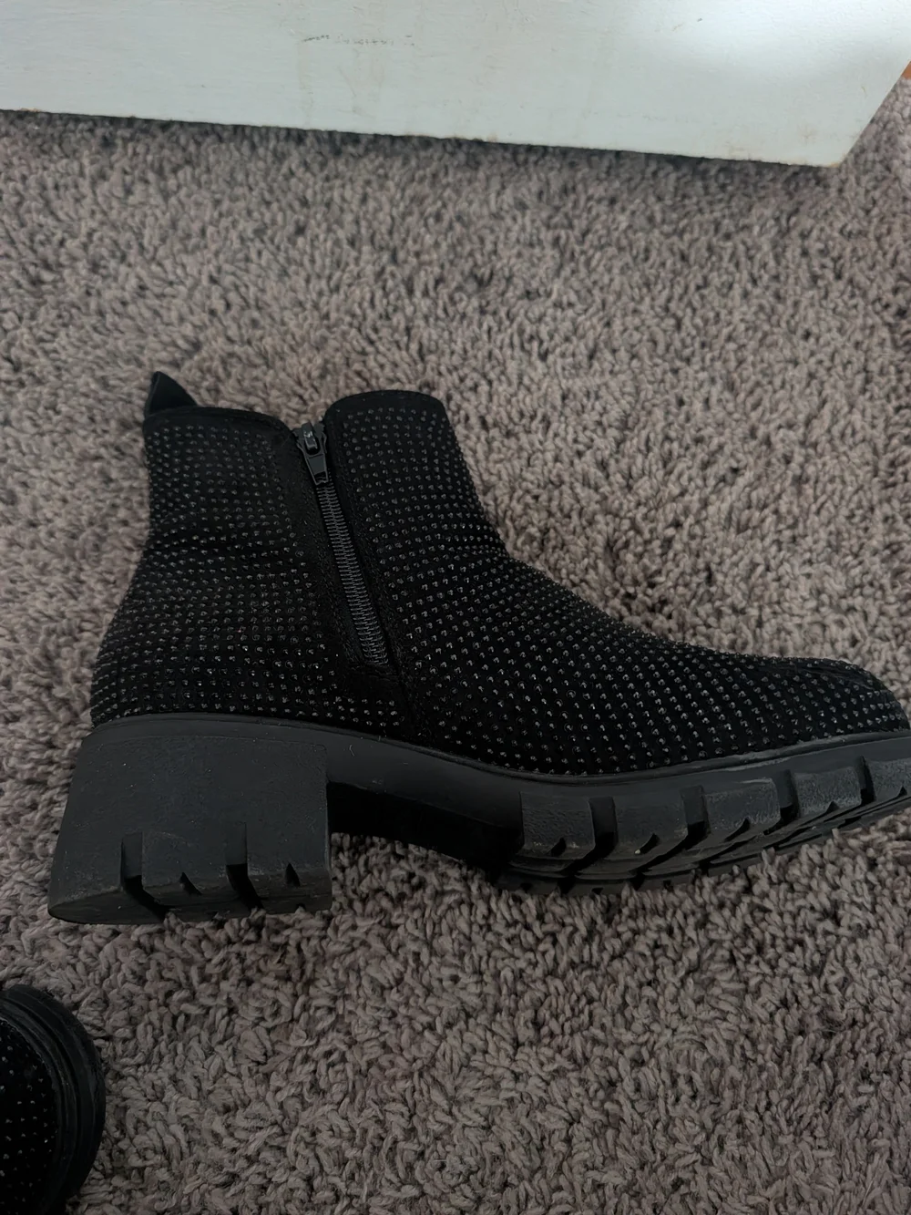 Sophia Taylor Black Rhinestone Chelsea Booties Lug Sole Chunky